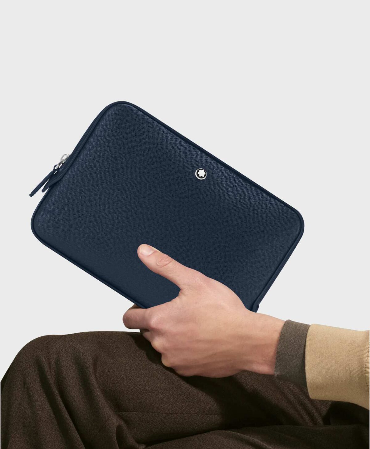 Cách check mã code túi Montblanc 131718 chính hãng đơn giản
