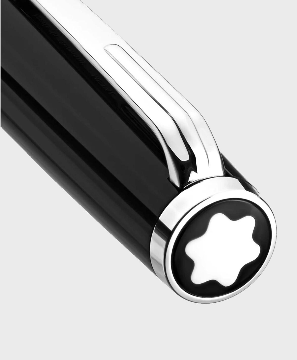 Logo đỉnh nắp bút Montblanc Pix Black Ballpoint Pen 114797