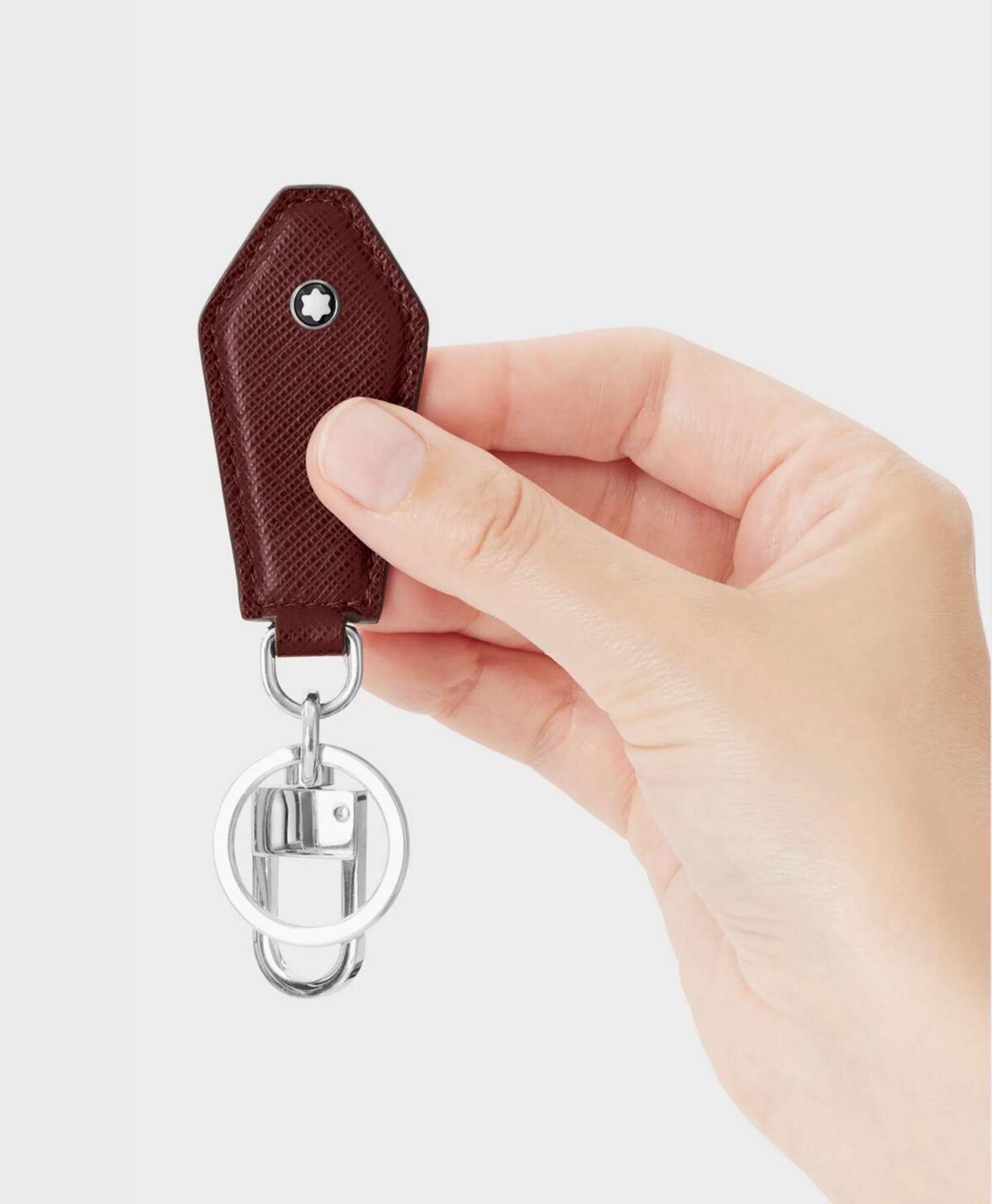 Móc khóa Montblanc Sartorial Key Fob 130828 có tốt không?